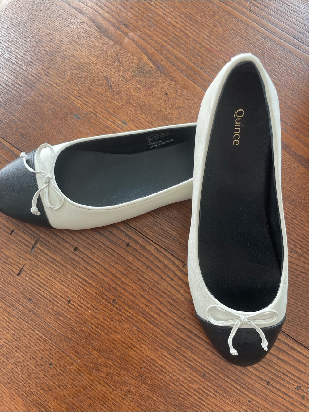 Quince Black Toe White Ballet Flats with Bow Size 7 BRAND NEW